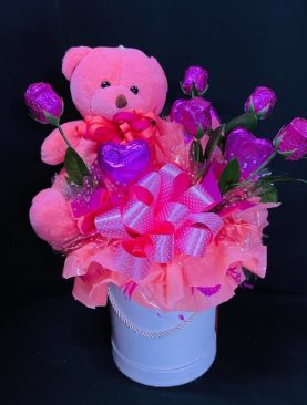 17 - A TOUCH OF LOVE - CHOCOLATE BOUQUET